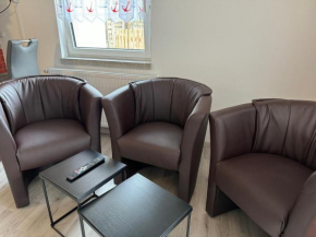 Schönes Apartment mit TV, WLAN, Kochbereich und Parkplatz - Sara